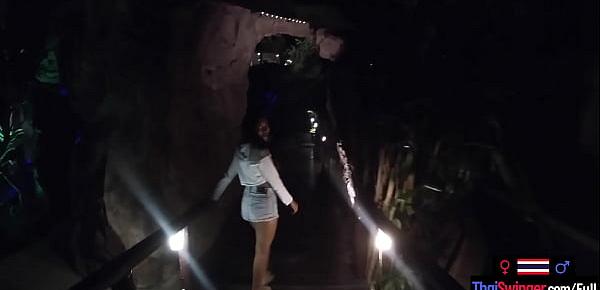 Thai teen girlfriend gives her boyfriend an amazing handjob once back